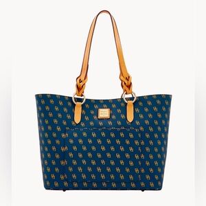 EUC Dooney and Bourke Blakely Tammy Tote Navy
